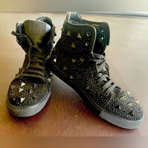JUMP J75 Jewel & Metallic Spikes Detail High Top Sneakers J75